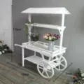 Chariot à fleurs vintage en bois blanc avec toit dimensions 134x54x176cm pour boutiques - Support Fleurs Chariot / 134x54x176cm / Blanc
