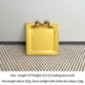 Bandeja de resina amarilla vintage con lazo dorado para guardar anillos con estilo - Cuadrado / Amarillo