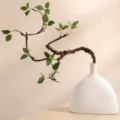 Rama de planta biónica de estilo Zen con jarrón de cerámica blanca para decoración - Hoja Verde