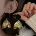 Elegant gold mermaid tail drop earrings featuring black circular studs for women - Fan-shaped Mermaid Tail Style (E2943) / Black & Gold