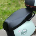 Funda de asiento negra impermeable y resistente al sol para scooter eléctrico - Estilo de Cuero Impermeable Negro / Elástico de Doble Cara