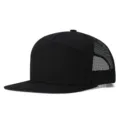 Gorra trucker negra de 7 paneles con malla trasera y visera plana para hombre y mujer - Talla Única (Se ajusta a 56-60cm) / Negro Puro