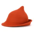 Orangener Hexenhut aus Wollfilz mit spitzer Krone und Rollrand für Halloween-Kostüme - Ziegelrot