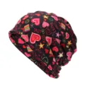 Berretto slouchy alla moda con motivi colorati di cuori stelle e love su nero - Adatto per circonferenza testa 55-60cm / Stampa di Cuori e Lettere Graffiti di Tendenza (Stile 5-Colore 3) / Nero