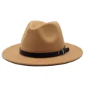 Cappello fedora classico in feltro cammello con fibbia a cintura nera. - Khaki scuro