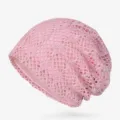 Elegante berretto traspirante in pizzo rosa per donna, accessoire leggero per l'estate. - Taglia Unica (55-60 cm) / Stile a Rete / Rosa