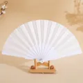 Abanico plegable blanco con purpurina de 7 pulgadas y varillas de plástico - 7" / Blanco