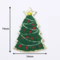 Toppa natalizia ricamata in ciniglia 74x54mm per decorazione di abbigliamento fai-da-te - Albero di Natale / Autoadesivo