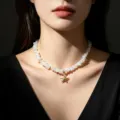 Collana con ciondolo a stella marina dorata con perle in pietra naturale bianca da donna - Stile Perlina in Pietra Naturale Bianca Ciondolo Stella Marina d'Oro (13)