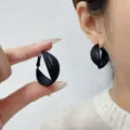 Chic multi-layered black hoop earrings with a matte textured design - Multi-layer Circle Style (E0984) / Black