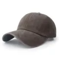 Klassische Baseballkappe aus gewaschenem dunkelgrauem Denim im modernen Distressed-Look - Verstellbar / Kaffeebraun