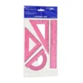 Vista detallada de un juego de geometría rosa transparente de 4 piezas con regla y transportador - Set de 4 piezas / Rosa