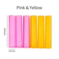 Set di sei cappucci per matite in plastica glitterata rosa e gialla per studenti - Rosa & Giallo / 6 Pezzi/Confezione