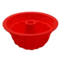 Rode siliconen chiffon cakevorm met gekartelde zijkanten voor bakken op hoge temperatuur - Rood
