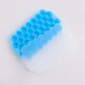 Bandeja de silicona azul cielo para 37 cubitos de hielo en forma de panal con tapa blanca - 蜂窝冰格+硅胶盖 / Azul