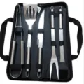 5-teiliges Grillbesteck-Set aus Edelstahl mit tragbarer schwarzer Reißverschlusstasche - 5-teiliges Set