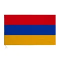 Detailansicht der Nationalflagge Armeniens mit roten blauen und orangen Querstreifen - Armenien Flagge