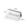 Professionelles Reserviert-Schild aus Edelstahl mit Tischmaßen von 10x6x5,5 cm angezeigt - Feingedrucktes Englisches Reserviert-Schild (10x6cm)