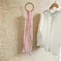 Eleganter hellrosa gestreifter Chiffon-Schal als trendiges Accessoire für die Sommermode - 150cm / Rosa Kette