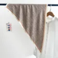 Foulard en soie triangle à imprimé léopard pour femmes, accessoire de cou rétro - Foulard Triangle (TBSJJ74) / 87x130cm / Imprimé Léopard Beige