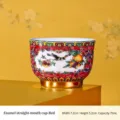 Vintage rote Emaille-Keramik-Kung-Fu-Teetasse mit traditionellem Vogel- und Fruchtmuster - Gerader Becher / 7.2x5.2cm (75mL) / Emaille-Rot