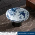 Assiette à fruits traditionnelle en porcelaine bleu et blanc avec motif de poisson - Diamètre 12,2cm Hauteur 6,3cm / Style 01 Prospérité de Poisson
