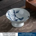Assiette à collation chinoise en céramique bleue et blanche avec un motif d'oiseau - Style 02 Bonheur sur les Sourcils