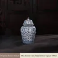 Petite boîte à thé traditionnelle en porcelaine émaillée bleu et blanc à motifs floraux - S / Sans emballage