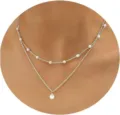 Dettaglio della collana francese a doppia catena dorata con delicate perle bianche - Stile Doppio Strato Perle Multiple (01 Argento) / Argento