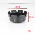 Detailansicht der Abmessungen des schwarzen Kunststoff-Aschenbechers: 10cm Durchmesser - 10x4.5cm / Schwarz