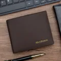 Cartera MenBense marrón café de alta calidad con elegante acabado de textura diagonal - Marrón