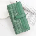 Portefeuille long vert pour femme avec motif crocodile, fentes pour cartes et bouton - Vert (R806)
