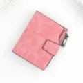 Petit portefeuille élégant en cuir dépoli rose pour femme avec fermeture éclair et bouton - Rose