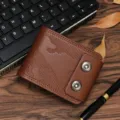 Herren Geldbörse in Braun mit doppeltem Magnetverschluss und Textur-Finish - Hellkaffee (D208-7)