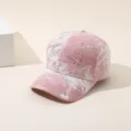Vue détaillée de la casquette de baseball rose avec motif éclaboussures et texture unique d'été. - Adulte 55-58cm / Graffiti Rose