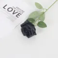 Rama de rosa negra artificial única para decoración gótica de fiestas de Halloween - Rosa de la Montaña Nevada Negro (Tallo Verde)