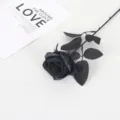 Rosa negra artificial gótica realista para Halloween y decoración floral oscura - Rosa de la Montaña Nevada (Negro Puro)