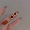 Elegant vintage red square stud earrings featuring a pearl border and golden finish - Retro Square Pearl Edge Style (E3635) / Wine Red (E3635)