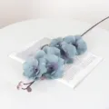 Elegante künstliche Schmetterlingsorchidee aus Seide in Blaugrau für die Deko - Dunstblau