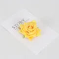 Künstliche gelbe Rosenblüte Samt Rose Kopf für Hochzeit Party Kuchen Dekoration und DIY. - Gelb
