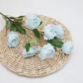 Branche de pivoine artificielle bleu clair à 6 têtes pour décoration de mariage élégante - Bleu Clair Printanier