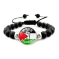 Bracciale regolabile in perline nere con cabochon in vetro bandiera Free Palestine - Motivo Pugno Free Palestine (XSWX6090-1)
