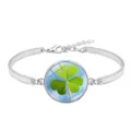 Silver alloy clover glass gem bracelet featuring an adjustable lobster clasp chain - Lucky Clover Style 11 (XSWX6011-11)
