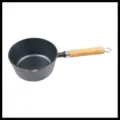 Detail of 400ml cast iron sauce pot with ergonomic wooden handle and pouring spout - Anti-Scald Wood Handle Style (CN0834) / 16.6*8cm