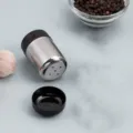 Saupoudreur de poivre en acier inoxydable pour cuisine barbecue en plein air avec couvercle - 5 Trous Noir