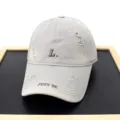 Casquette de baseball grise usée avec broderie L et détail de style streetwear. - Adulte 56-60cm / Gris