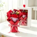 Élégant bouquet de roses en savon rouge avec boîte cadeau blanche pour la Saint-Valentin - Rouge