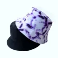 Détail du bob réversible en batik et chapeau noir unicolore pour loisirs en plein air. - Adulte 55-58cm / Violet