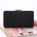 Black glitter evening clutch bag, elegant party handbag with metallic clasp for special events. - L 18cm * W 5cm * H 10cm / Black