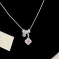 Elegant silver chain necklace with pink heart and four-leaf clover zircon pendants. - Pink Zirconia Four Leaf Flower Necklace (R0220)